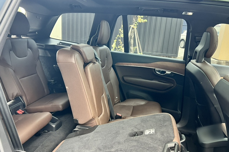 沃尔沃XC90 2021款 B5 智行豪华版 7座局部细节9002