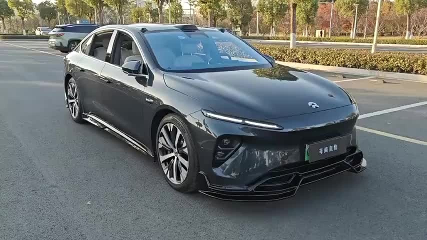 蔚来ET7 2024款 75kWh 行政版实拍1