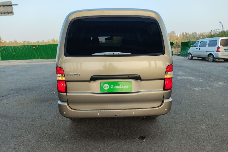 金杯 阁瑞斯 2016款 2.0L快运实用型车身外观6