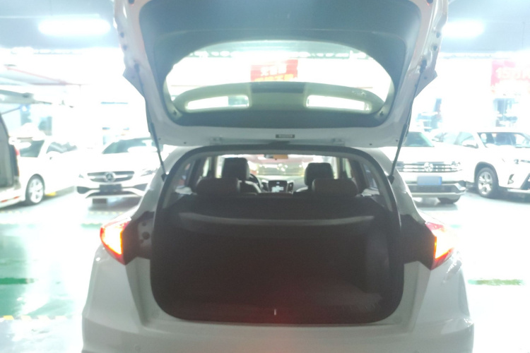 长安 逸动 2016款 XT 1.6L GDI 手动致酷型局部细节23