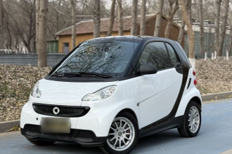 smart fortwo 2012款 1.0 MHD 硬顶标准版