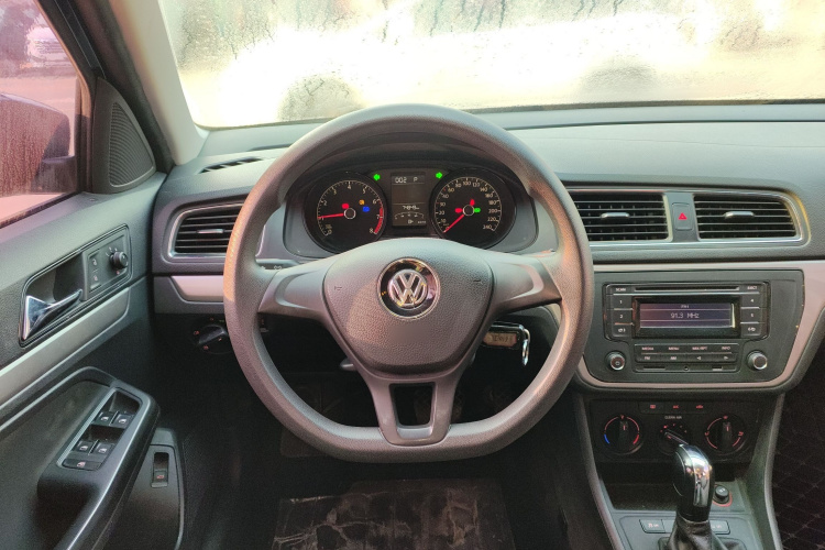 大众 朗逸 2017款 1.6L 自动风尚版中控内饰13