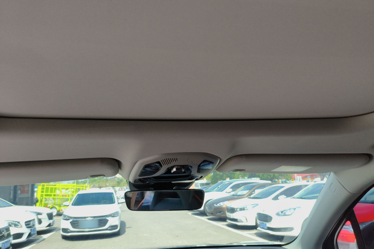 领克06 2023款 Remix 1.5T 耀Halo中控内饰22