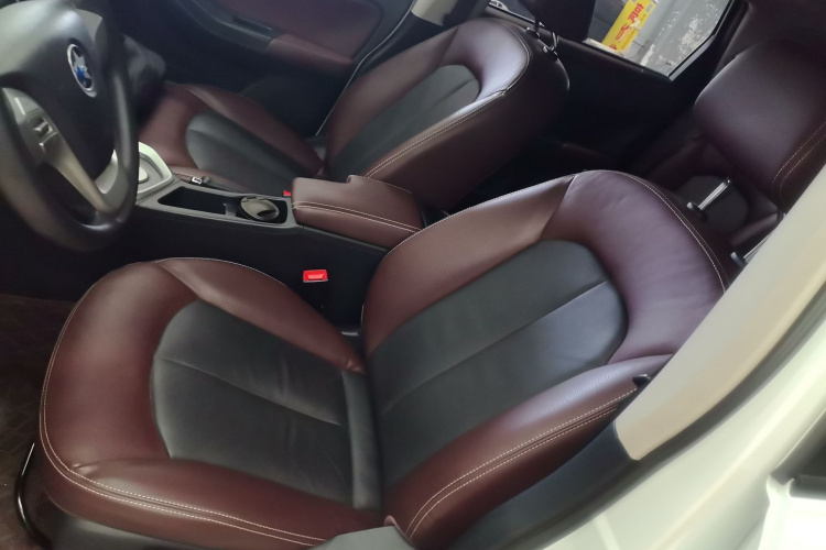 启辰T70X 2015款 2.0L CVT睿趣运动版局部细节19