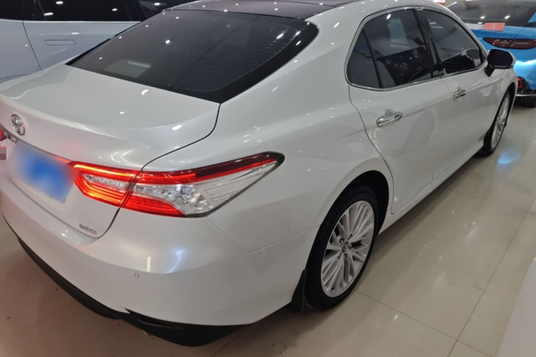 丰田 凯美瑞 2019款 改款 2.5G 豪华版车身外观7