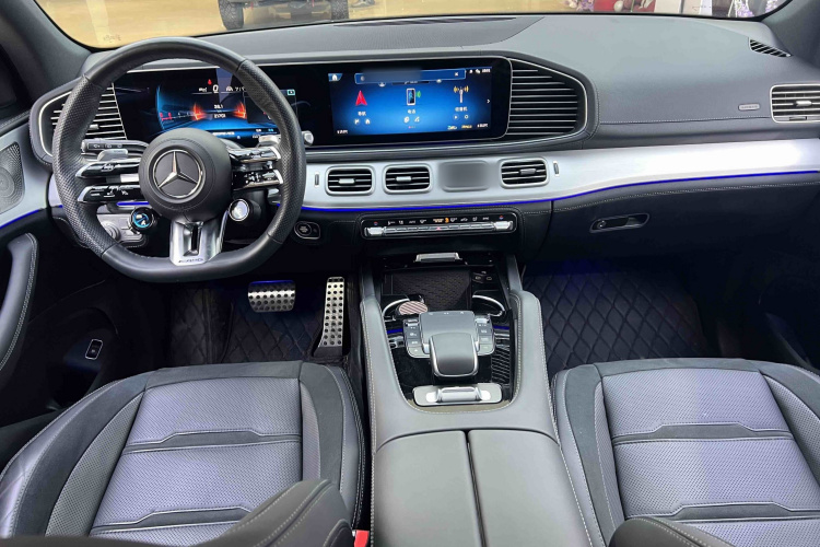 奔驰GLE AMG 2024款 AMG GLE 53 4MATIC+中控内饰7001