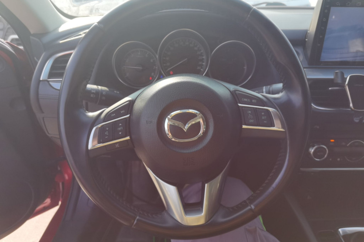 马自达 阿特兹 2017款 2.0L 蓝天时尚版中控内饰13