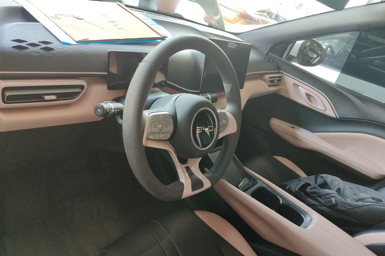 比亚迪 海鸥 2025款 305km 活力版中控内饰13