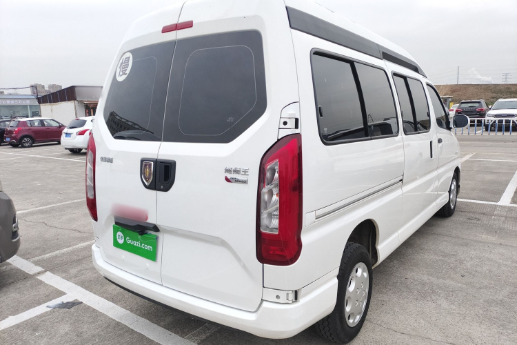 金杯海狮王 2021款 2.0L城运王系列畅运型高顶6座1TZS车身外观7