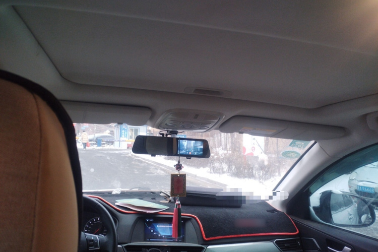 哈弗H6 2019款 运动版 1.5T 自动两驱精英型 国VI中控内饰22