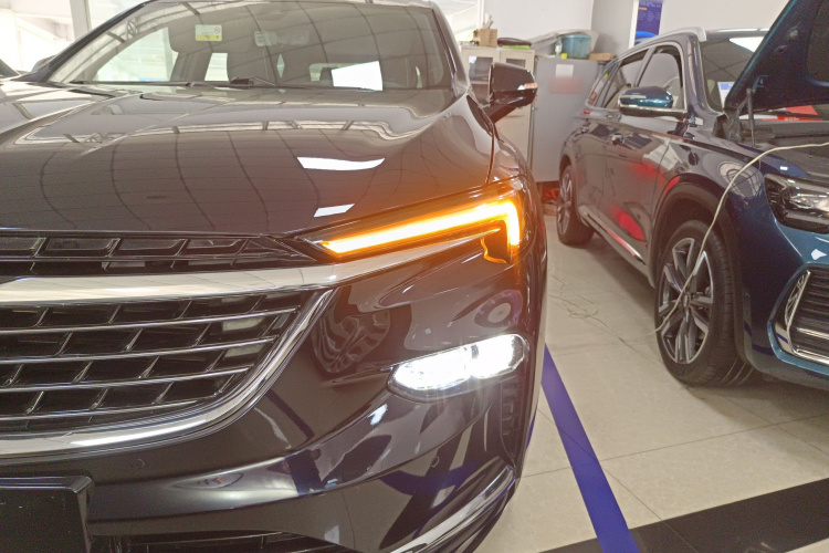 别克 昂科旗 2022款 652T 四驱尊享旗舰型 6座局部细节36