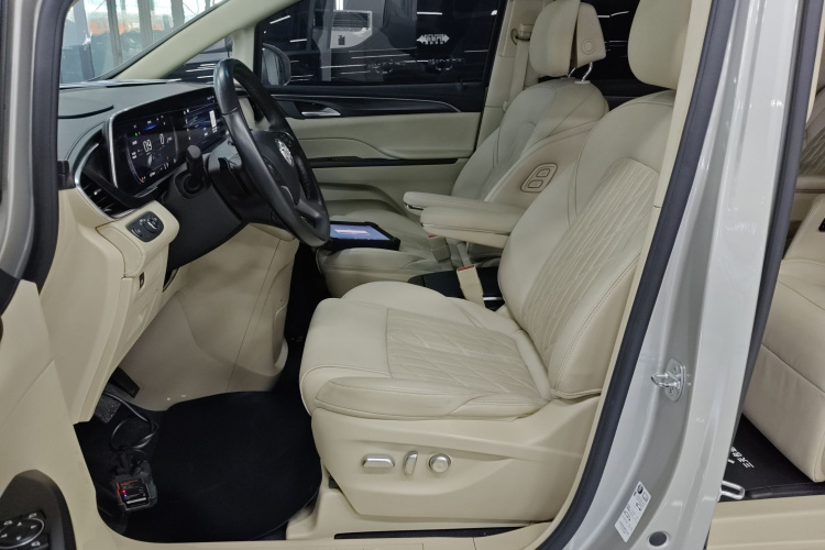 别克GL8 2022款 ES陆尊 653T 豪华型中控内饰19