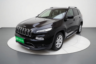 Jeep 自由光 2017款 2.0L 优越版