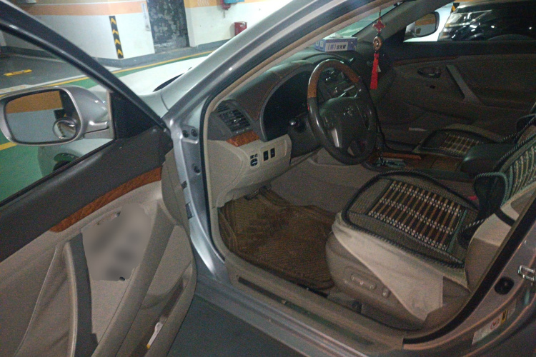 丰田 凯美瑞 2010款 200G 豪华版中控内饰20