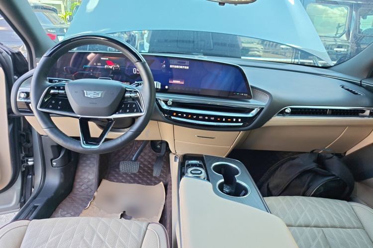 凯迪拉克 IQ锐歌 2022款 后驱长续航尊贵版中控内饰7002