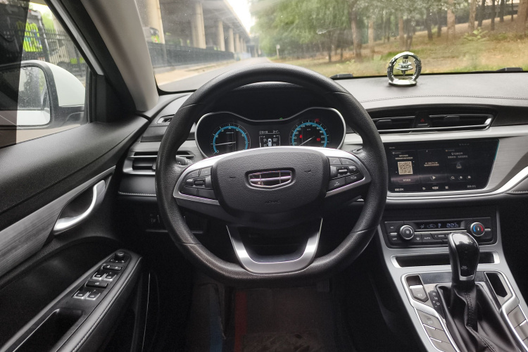 吉利汽车 帝豪 2021款 UP 1.5L CVT豪华型局部细节13