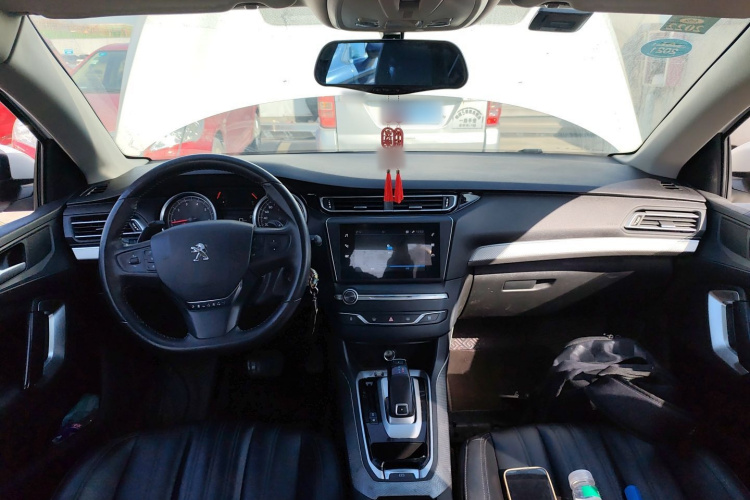 标致408 2019款 230THP 自动豪华版 国VI中控内饰12