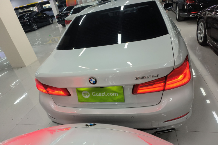 宝马5系 2020款 530Li 尊享型 豪华套装车身外观6004