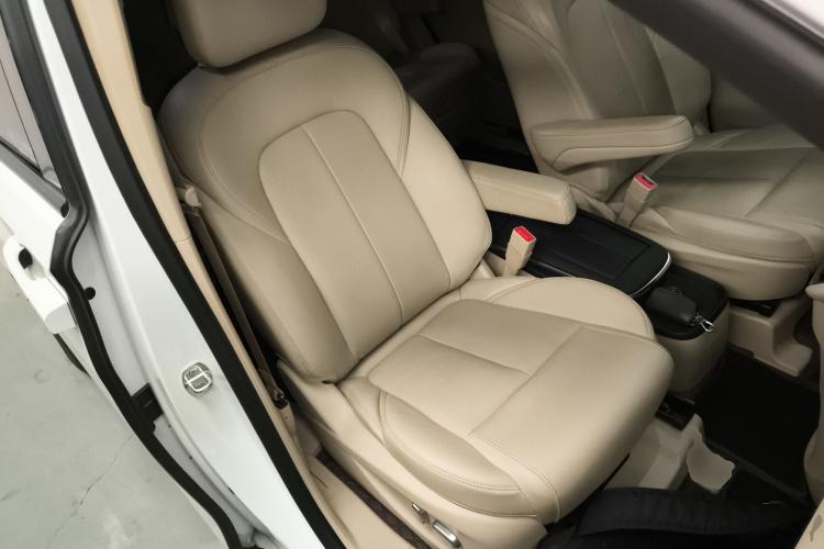 别克GL8 2023款 ES陆尊 尊享型和悦版局部细节41