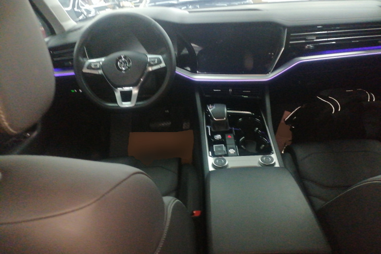 大众 途锐 2019款 2.0TSI 锐翼版 国V中控内饰13