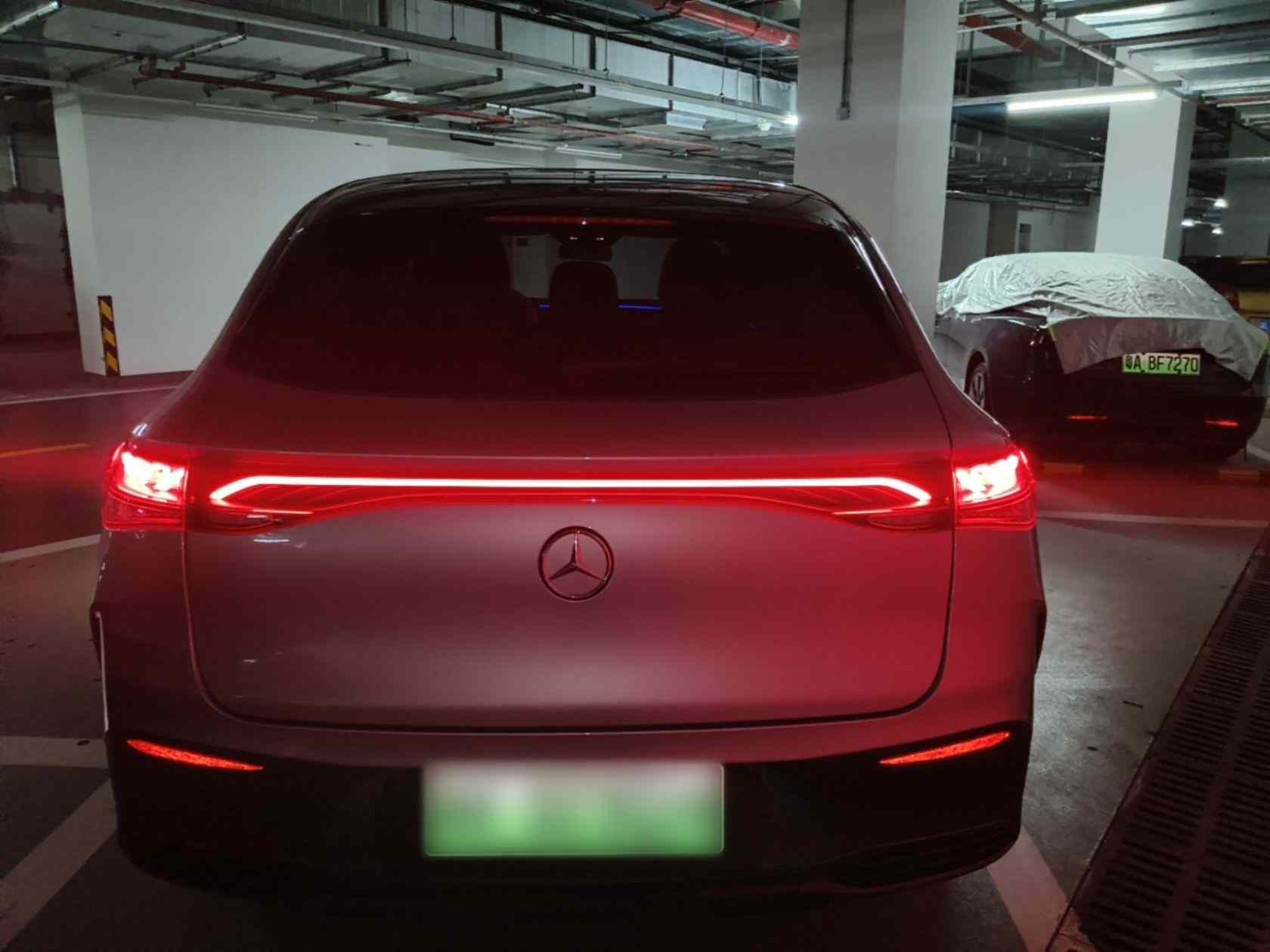 奔驰EQE SUV 2023款 500 4MATIC 特别版(4)