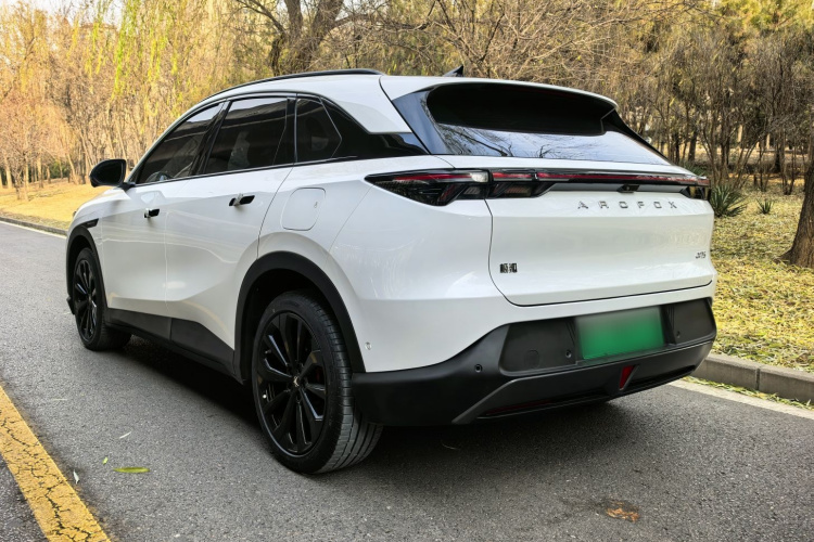 ARCFOX极狐 极狐 阿尔法T5(ARCFOX αT5) 2025款 630 神行版车身外观6004
