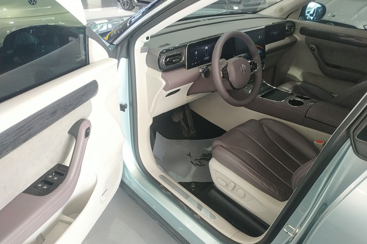 零跑汽车 零跑C11 2021款 尊享版中控内饰7003