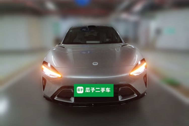 小米汽车 小米YU7 2025款 超长续航后驱版车身外观2