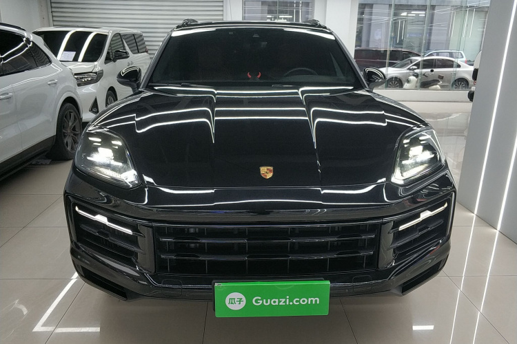 保时捷 2024款 Cayenne 3.0T车身外观2