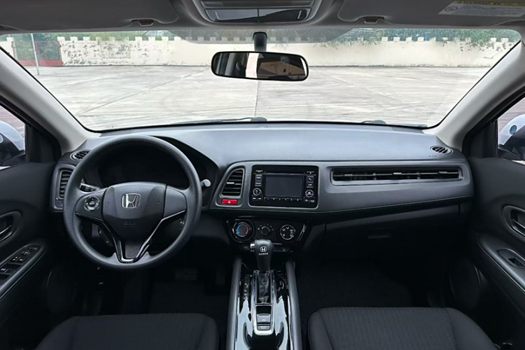 本田 缤智 2015款 1.5L CVT两驱舒适型中控内饰7002