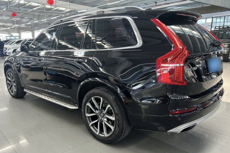 沃尔沃XC90 2018款 T6 智逸版 7座车身外观6006
