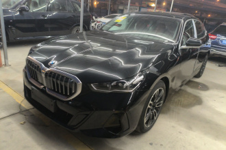 宝马5系 2026款 530Li 领先型 M运动套装