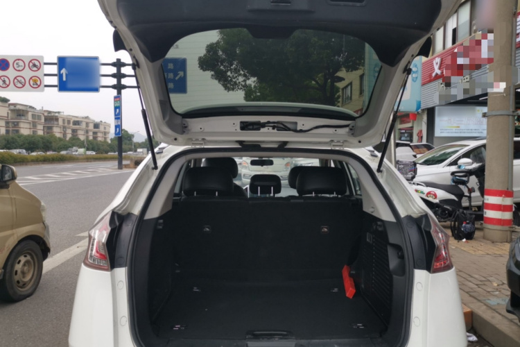 纳智捷 优6 SUV 2016款 1.8T 风尚超值型局部细节23