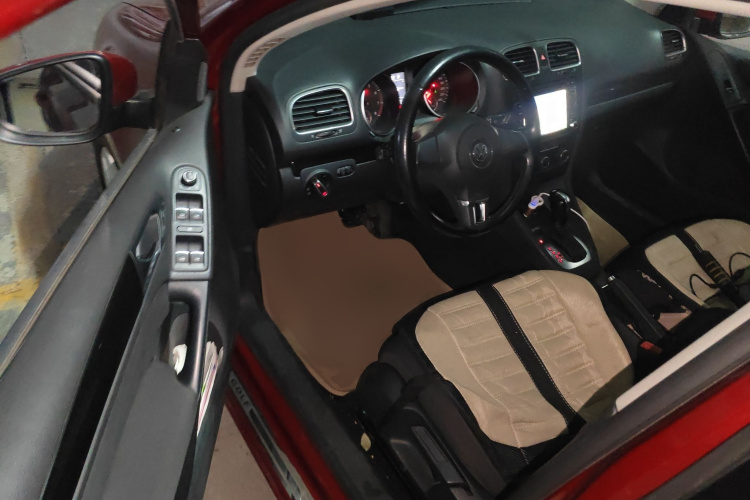 大众 高尔夫 2012款 1.6 自动舒适型中控内饰7003