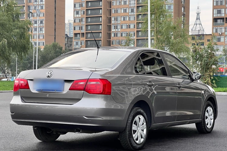 大众 捷达 2015款 质惠版 1.6L 手动时尚型车身外观6005