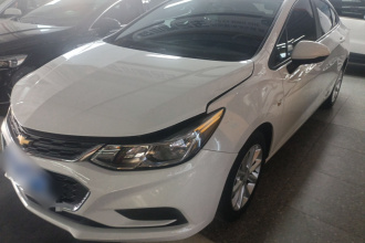 雪佛兰 科鲁兹 2018款 320 自动先锋天窗版