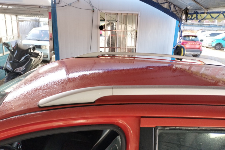 长城M4 2012款 1.5L 手动豪华型局部细节57