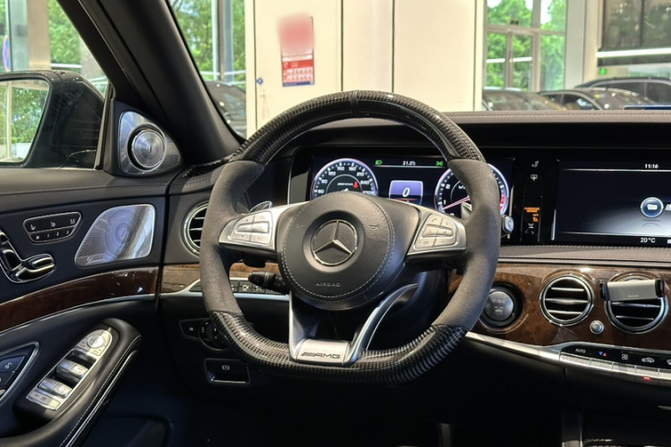 奔驰S级AMG 2016款 AMG S 63 L 4MATIC中控内饰7006