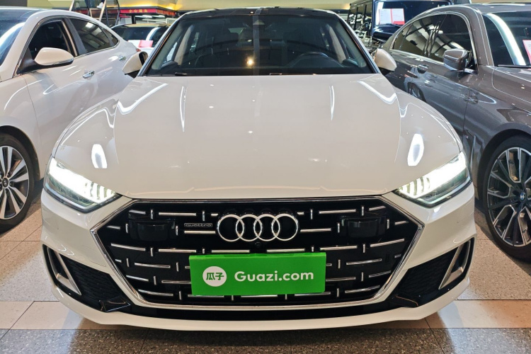 奥迪A7L 2022款 55 TFSI quattro S-line 志远型流晶套装车身外观6001