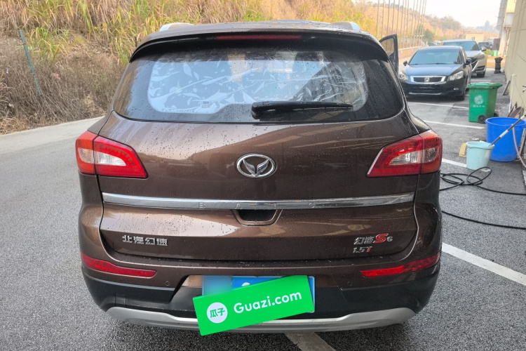 北汽幻速S6 2017款 1.5T CVT畅享型车身外观6