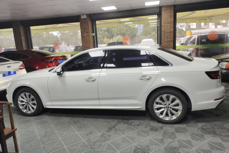 奥迪A4L 2019款 40 TFSI 进取型 国VI车身外观6003