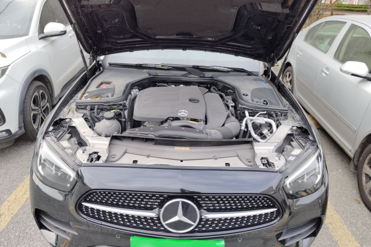 奔驰E级(进口) 2022款 E 260 时尚型运动版局部细节24