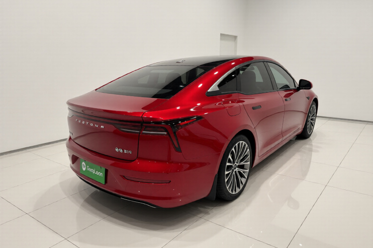 奔腾B70 2021款 1.5T 自动驭享型车身外观7