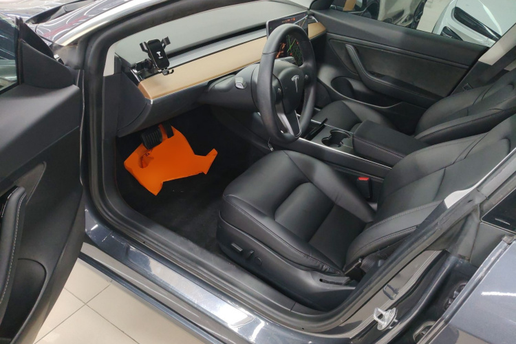 特斯拉 Model 3 2019款 标准续航后驱升级版中控内饰20