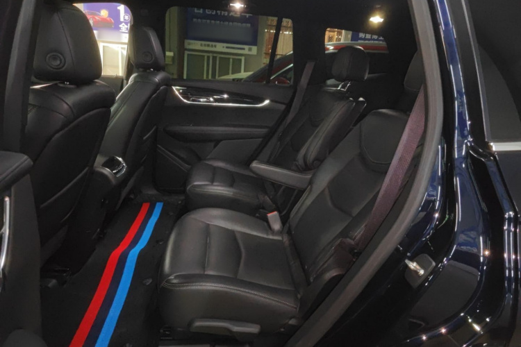 凯迪拉克XT6 2020款 28T 六座豪华型中控内饰7004