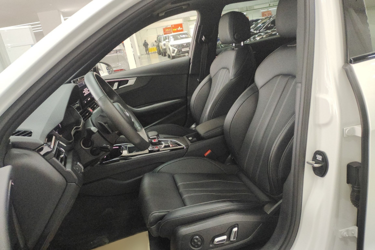 奥迪A4L 2024款 40 TFSI 豪华动感型局部细节19