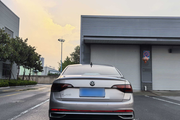 大众 速腾 2023款 200TSI DSG超越版车身外观6005