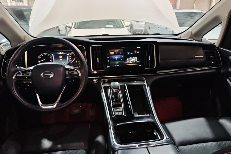 广汽传祺 传祺M8 2021款 改款 领秀系列 390T 豪华版中控内饰12