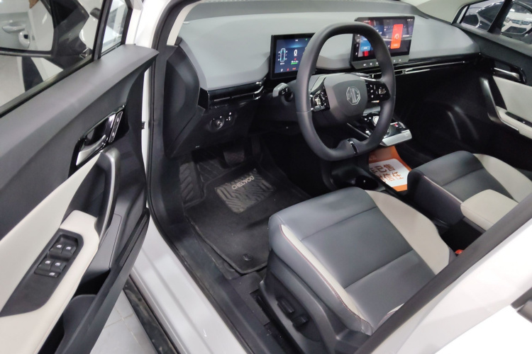 名爵 MG4 EV 2023款 415km 出海冠军版中控内饰20