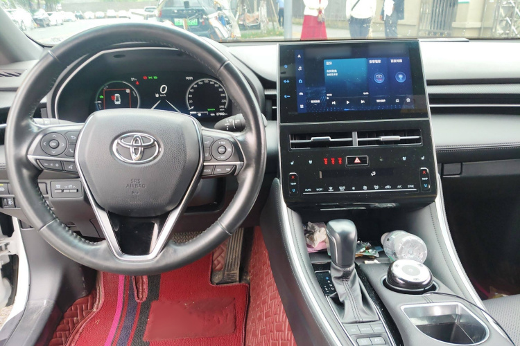 丰田 亚洲龙 2023款 双擎 2.5L XLE尊贵版中控内饰7002